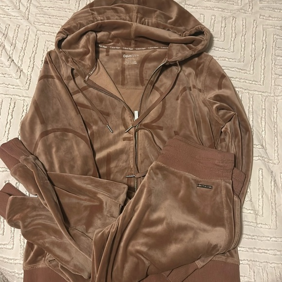 Pants - Calvin Klein track suit S/XS